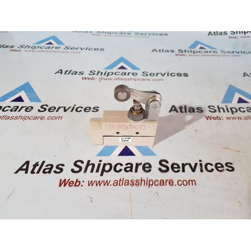OMRON ZE-0A2-2 SAFETY LIMIT SWITCH