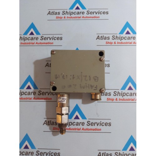 TRAFAG 8202.81.2212 PRESSURE TRANSMITTER 0...40 Bar-G