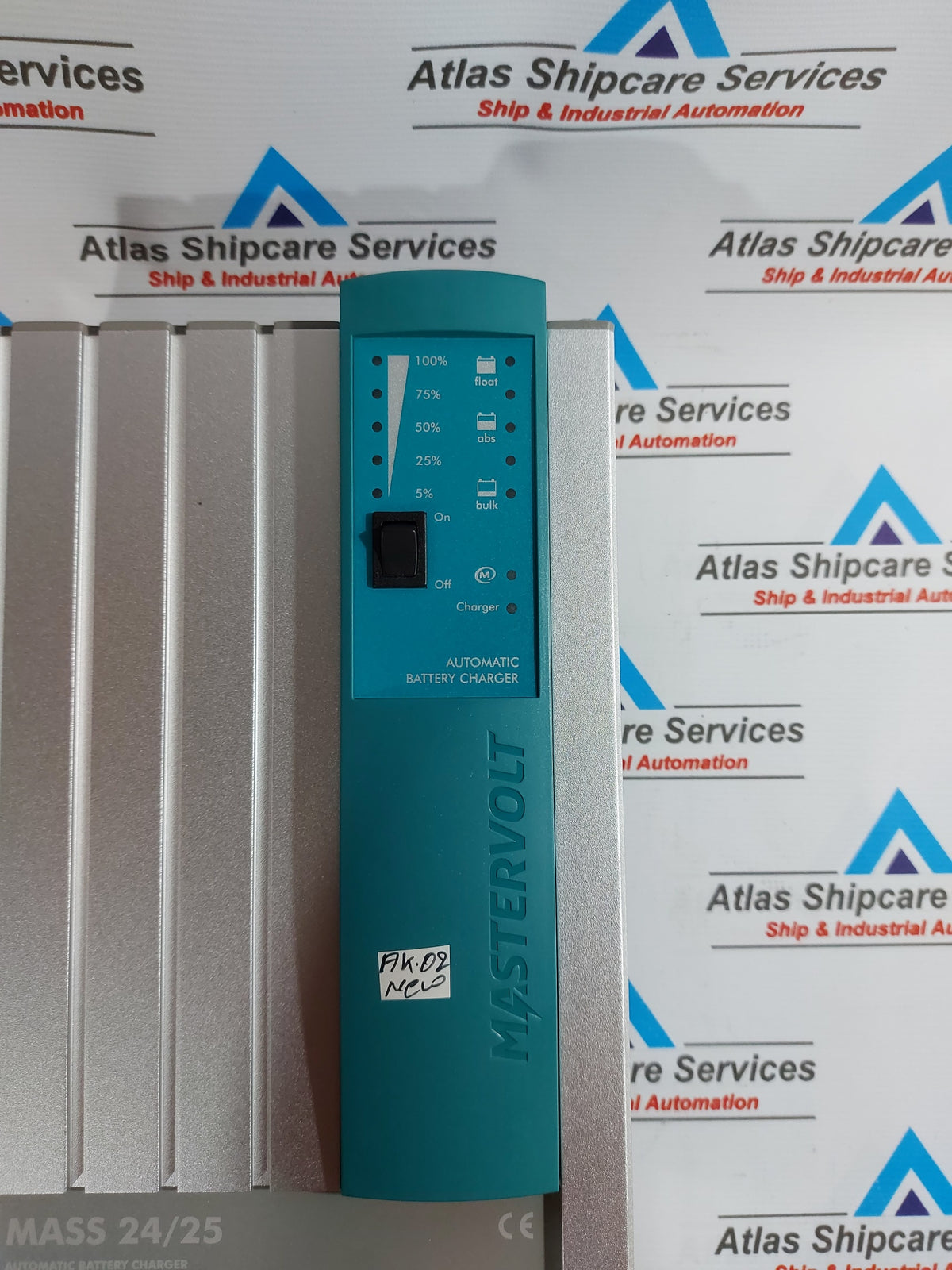 MASTERVOLT MASS 24/25 AUTOMATIC BATTERY CHARGER 40720266