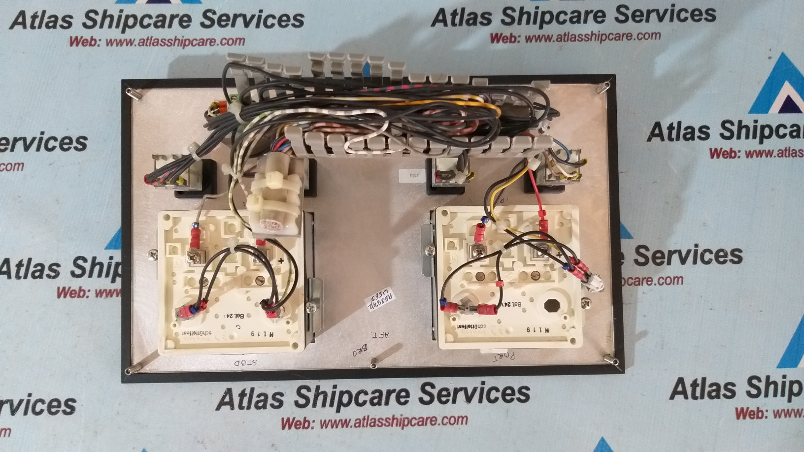Rolls-Royce STBD-PORT Engine Rpm Control Panel