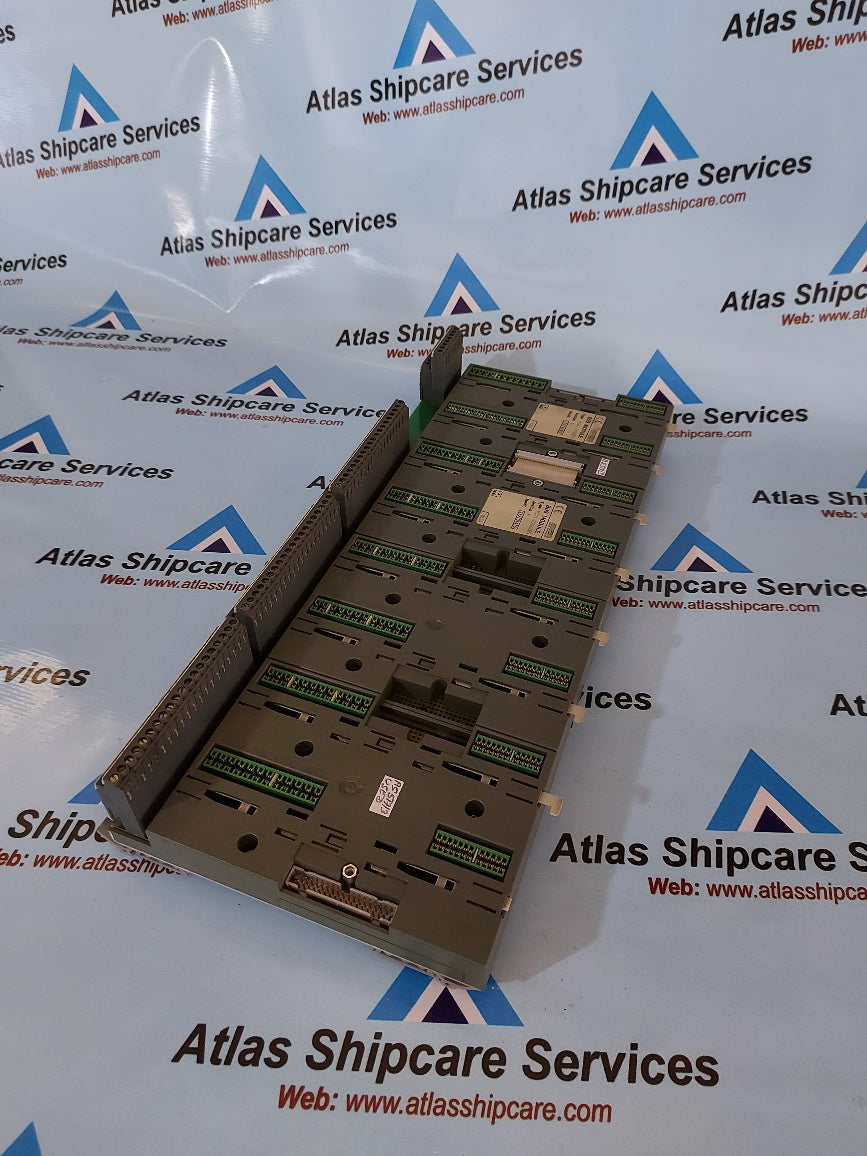 Saia-Burgess PCD4.C100Z05 Bus Module