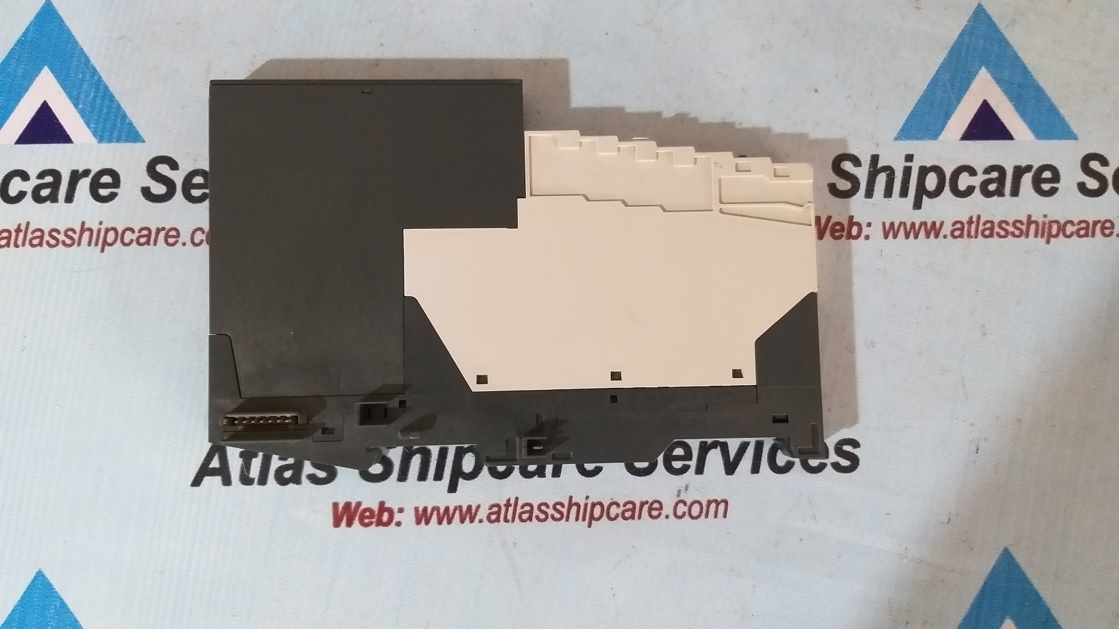 Siemens 3RK1903-0BA00 Terminal Module Pm-d Dc24v