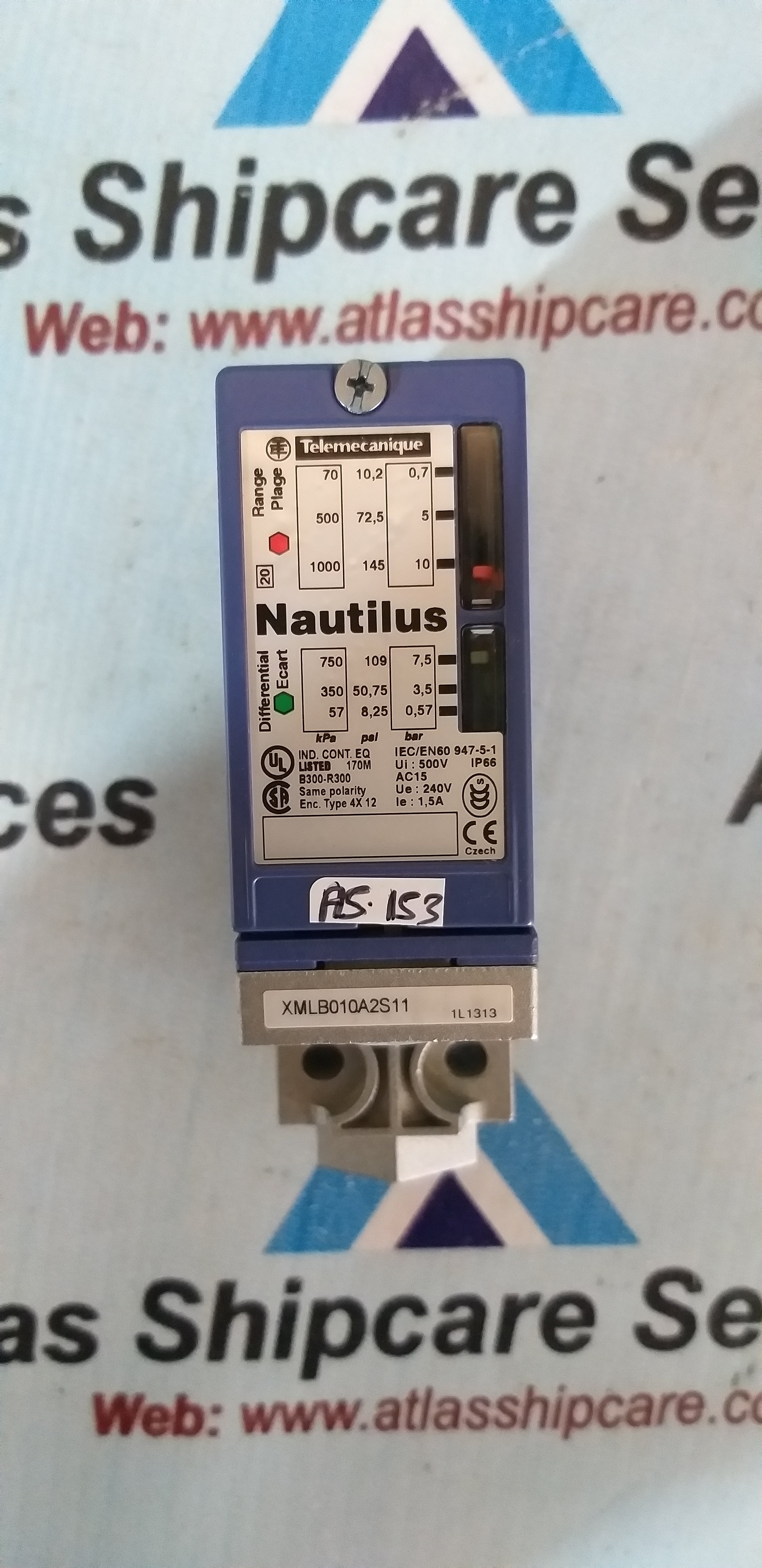 Telemecanique XML B010A2S11 Vacuum Pressure Switch